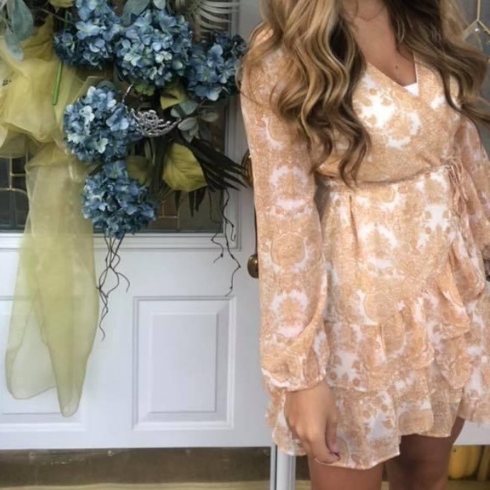 FRANCESCAS LONG SLEEV WRAP DRESS